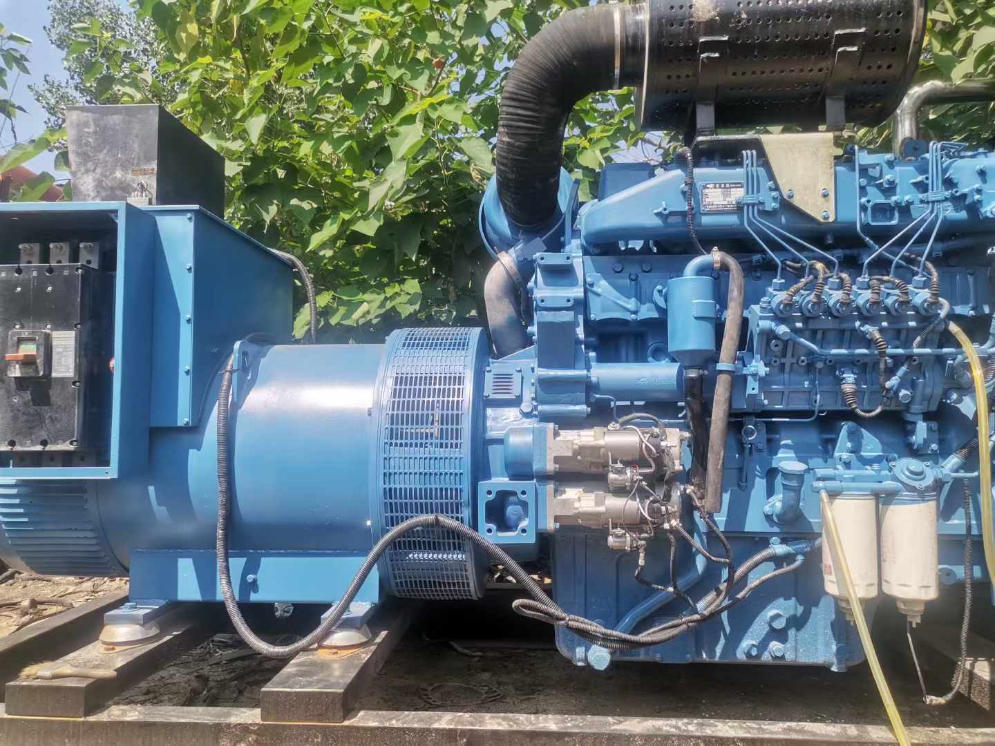 东光详细说明降低 800kW 柴油发电机输出电流波动的方法
