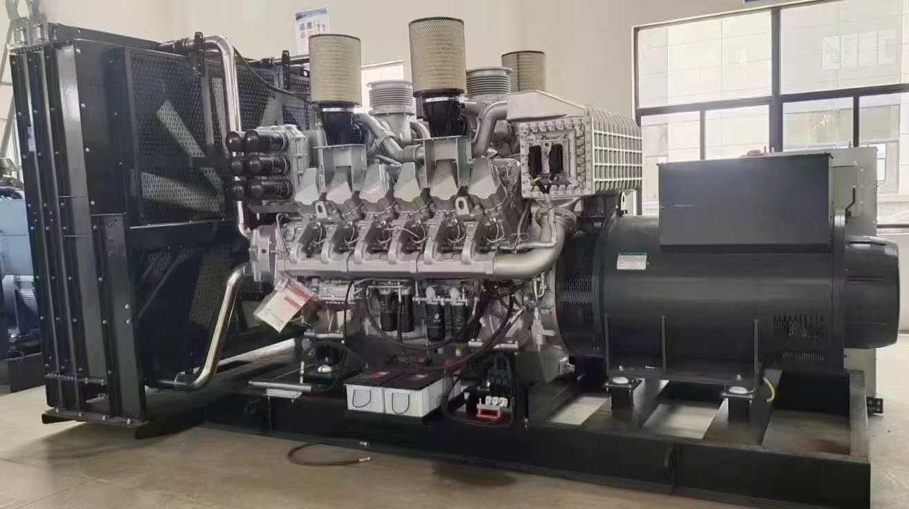 东光800KW柴油发电机组可以带动多少kw的设备？