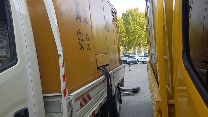 东光如何判断柴油发电机组和UPS电源的切换时间是否符合要求？